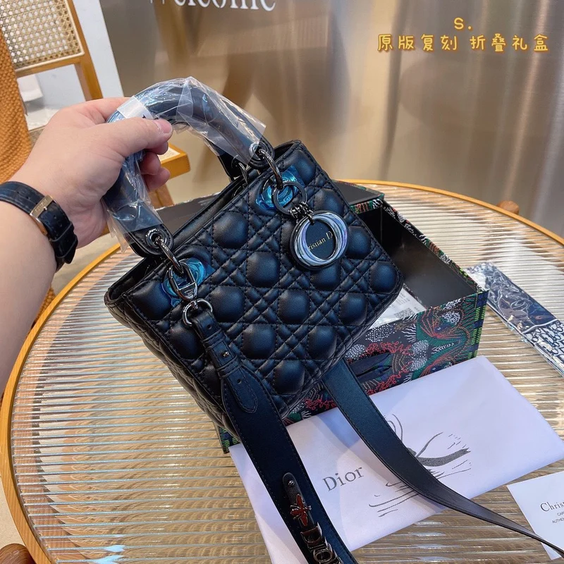 24cm Large Lady Bag