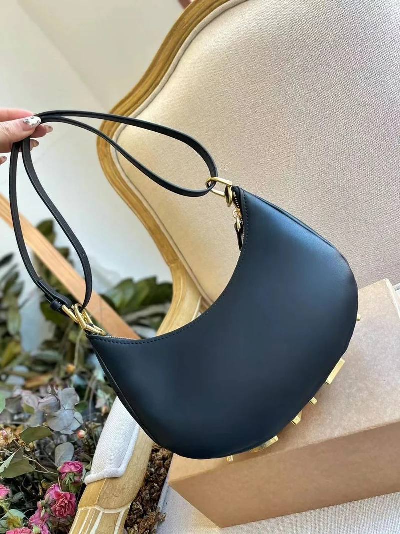 Circle Leather Bag
