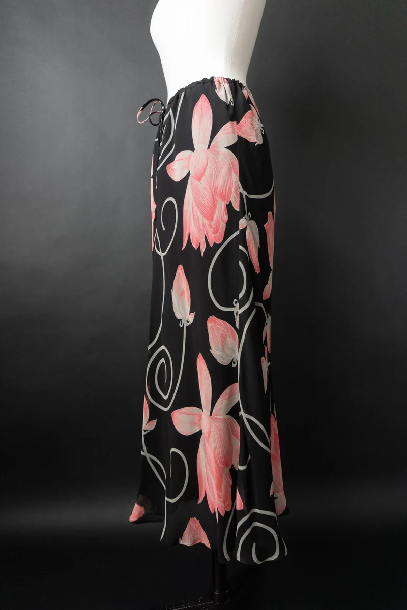 Vintage 90s Set: Rock & Top, Pure Silk, dark flowers, M–XL