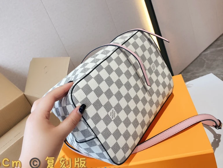 Big White Bucket Bag