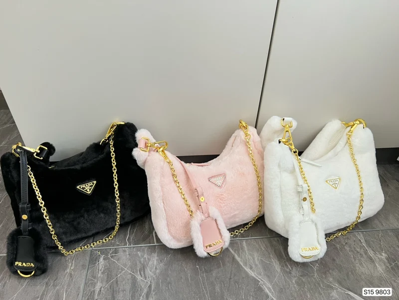 Fluffy P Bag