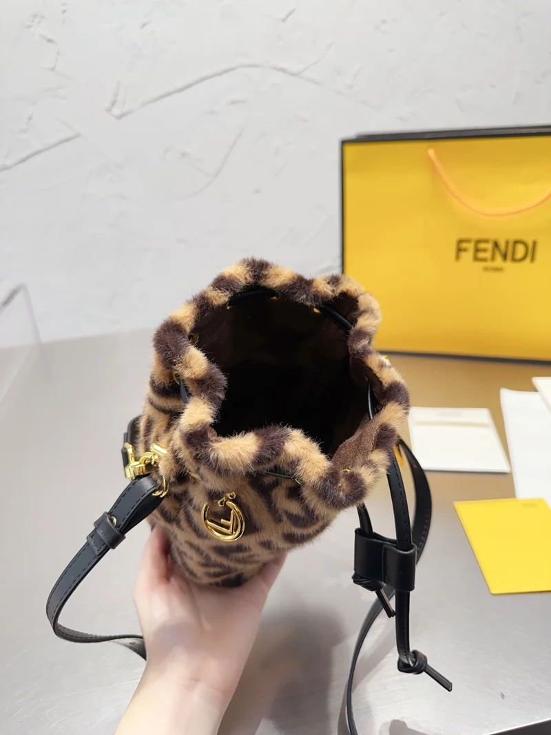 Fluffy FIFI Bucket Bag