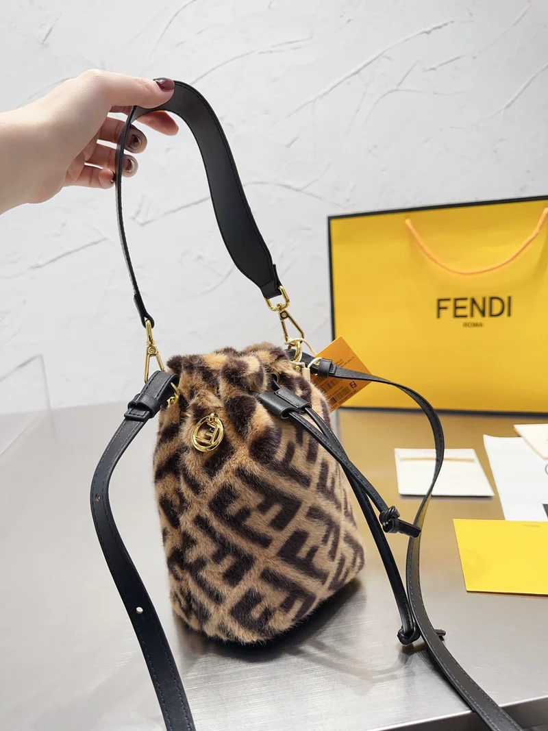 Fluffy FIFI Bucket Bag