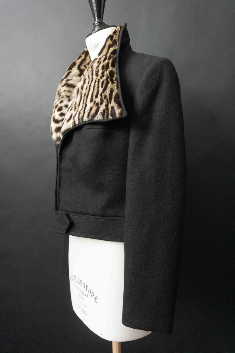 Vintage 50s Gothic Wool Jacke mit Pelzkragen