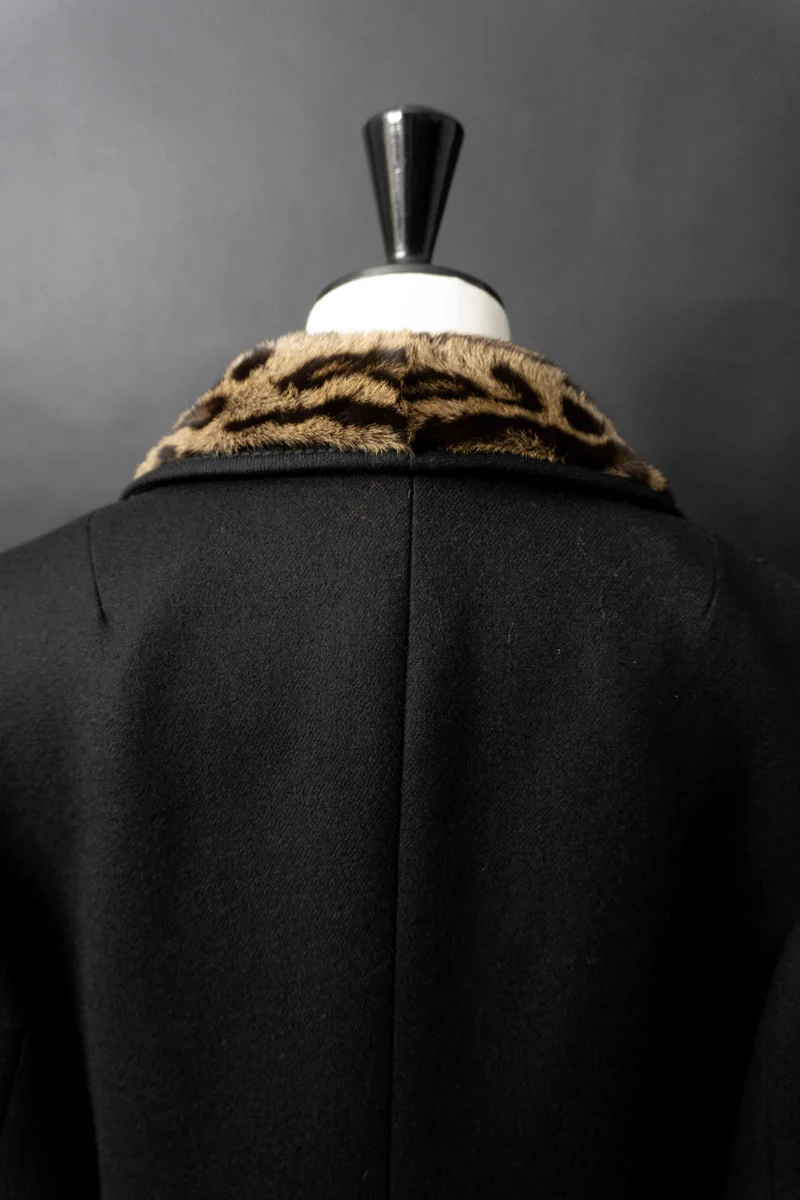 Vintage 50s Gothic Wool Jacke mit Pelzkragen