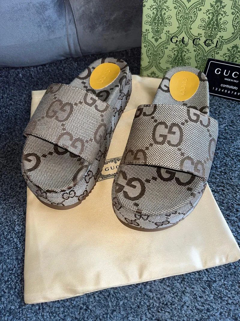 Light Brown Thick G Sliders