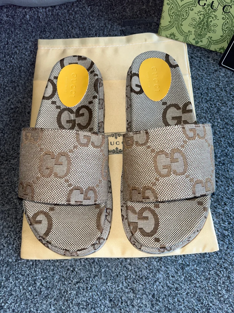 Light Brown Thick G Sliders