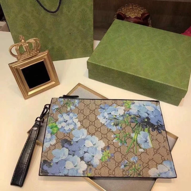 Blossom Clutch Sleeve