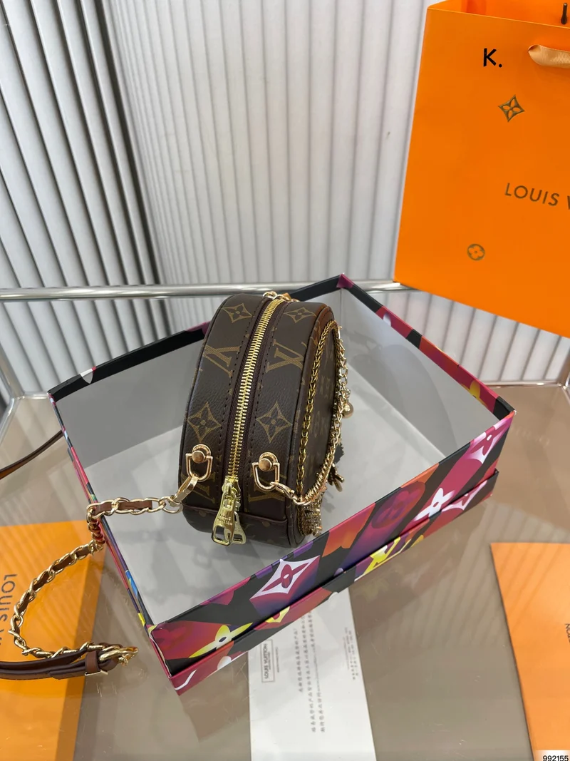Circle Chain Bag