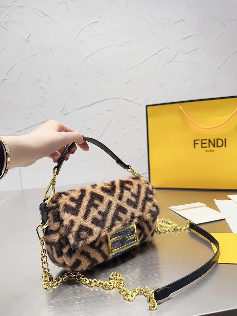 Fluffy FIFI Bag