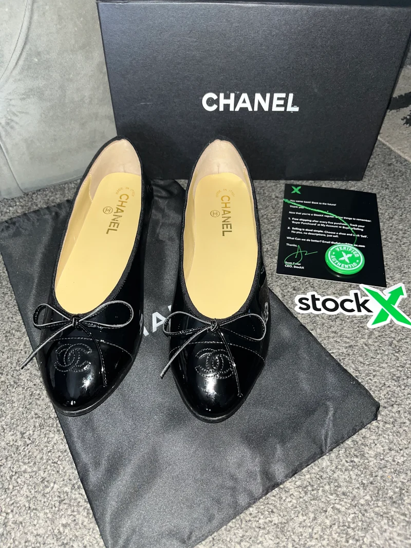 Black Shinny C Flats