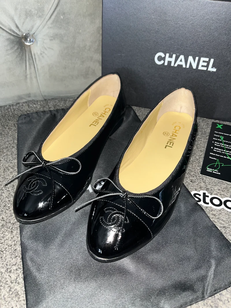 Black Shinny C Flats