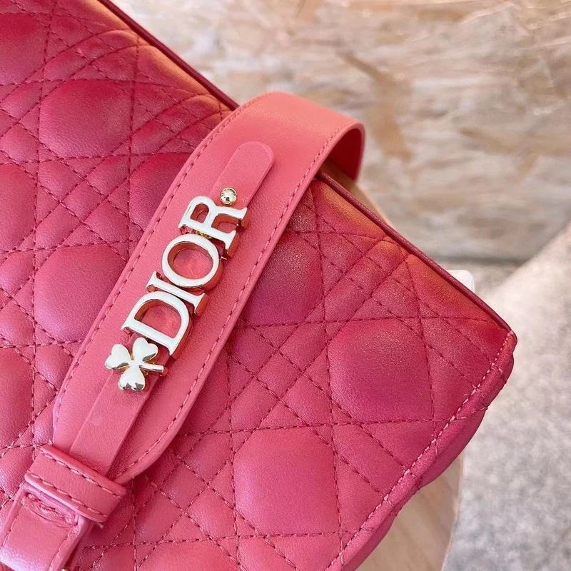 20cm Medium Lady Bag