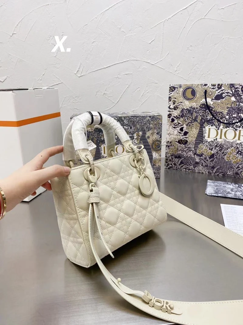 Medium Lady Bag CD