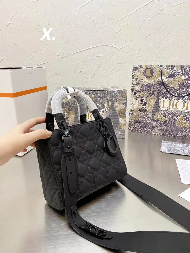 Medium Lady Bag CD