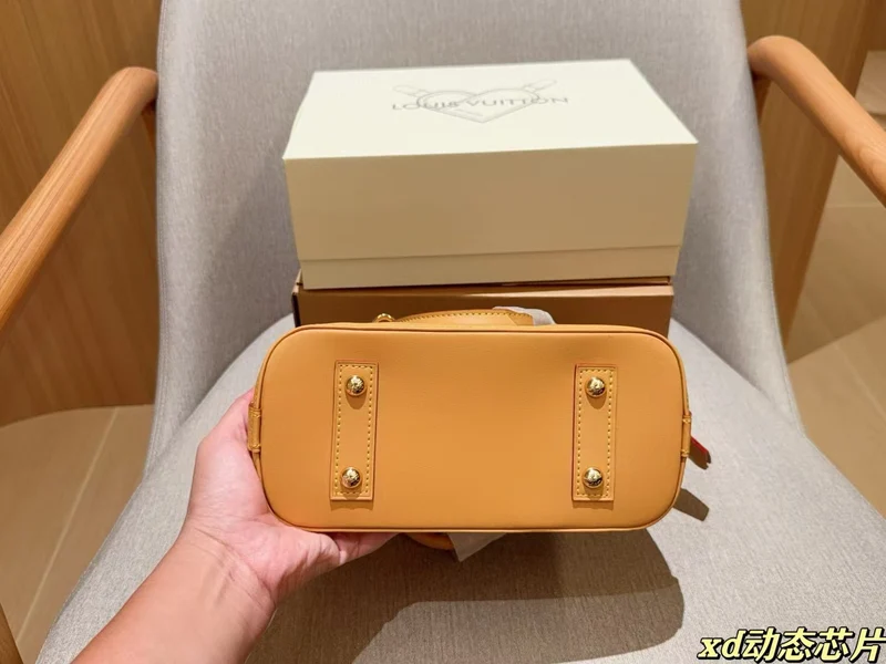 Alma BB Handbag