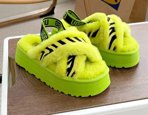 Knot Ugg Slippers