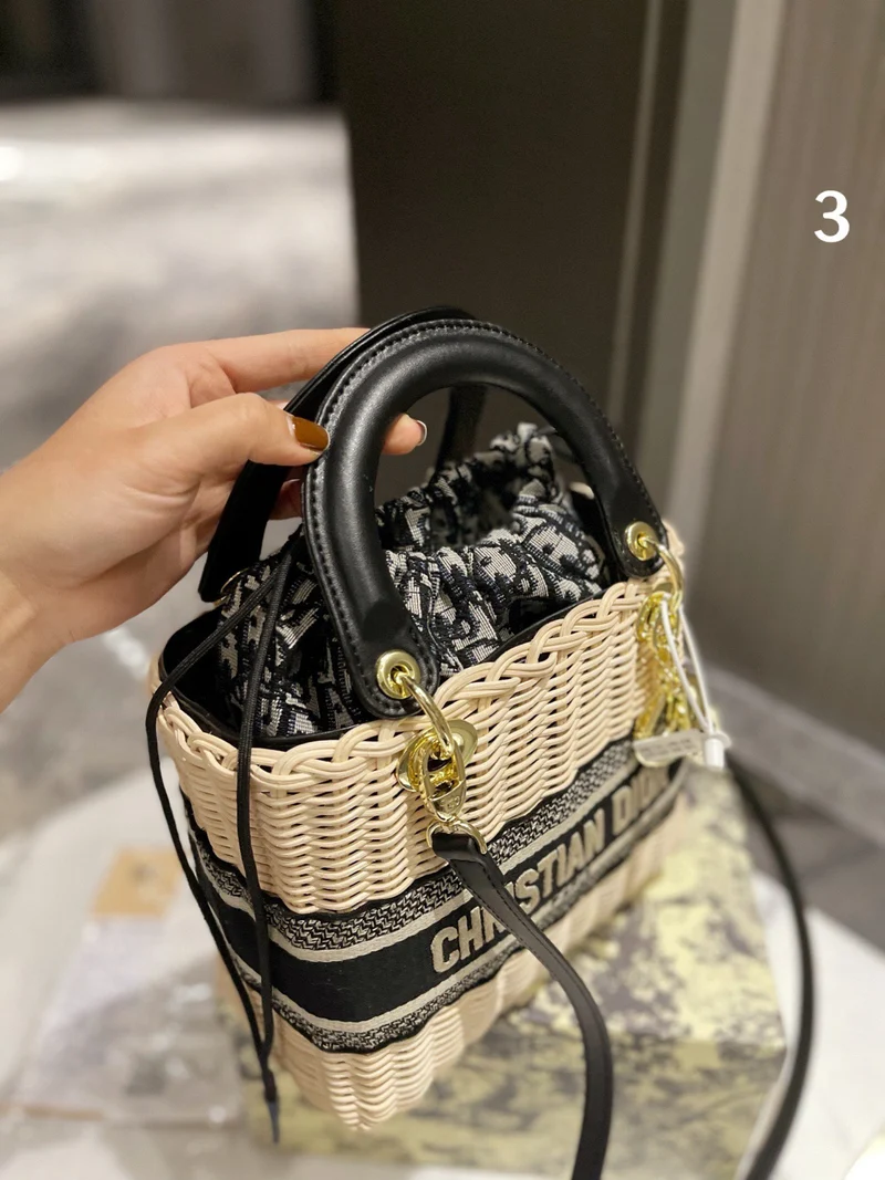 Wicker Tote Bag