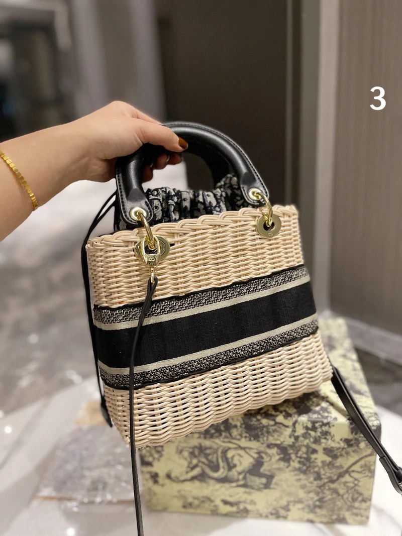 Wicker Tote Bag