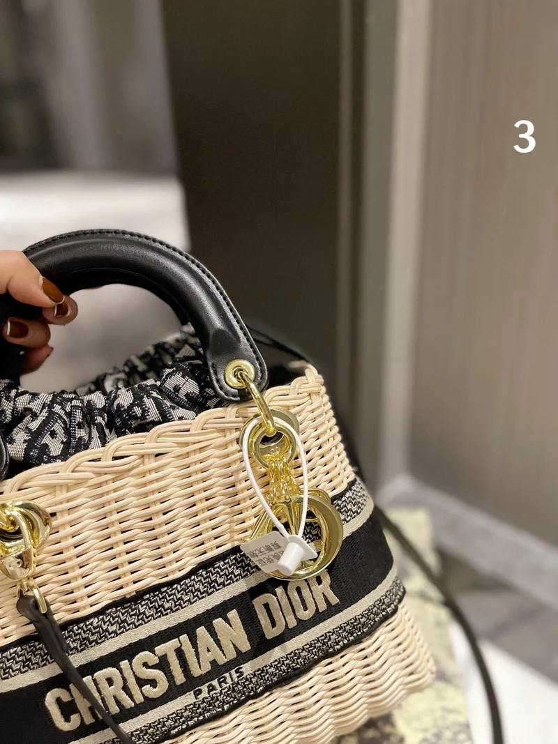 Wicker Tote Bag