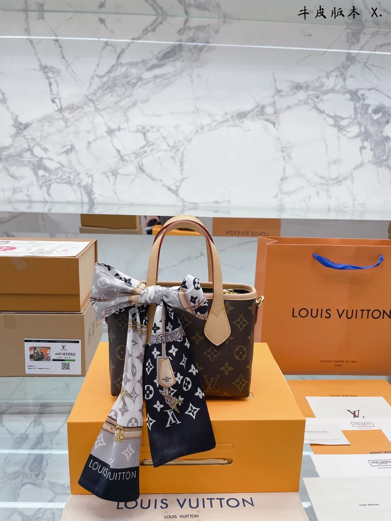 Small Shoulder Tote Bag