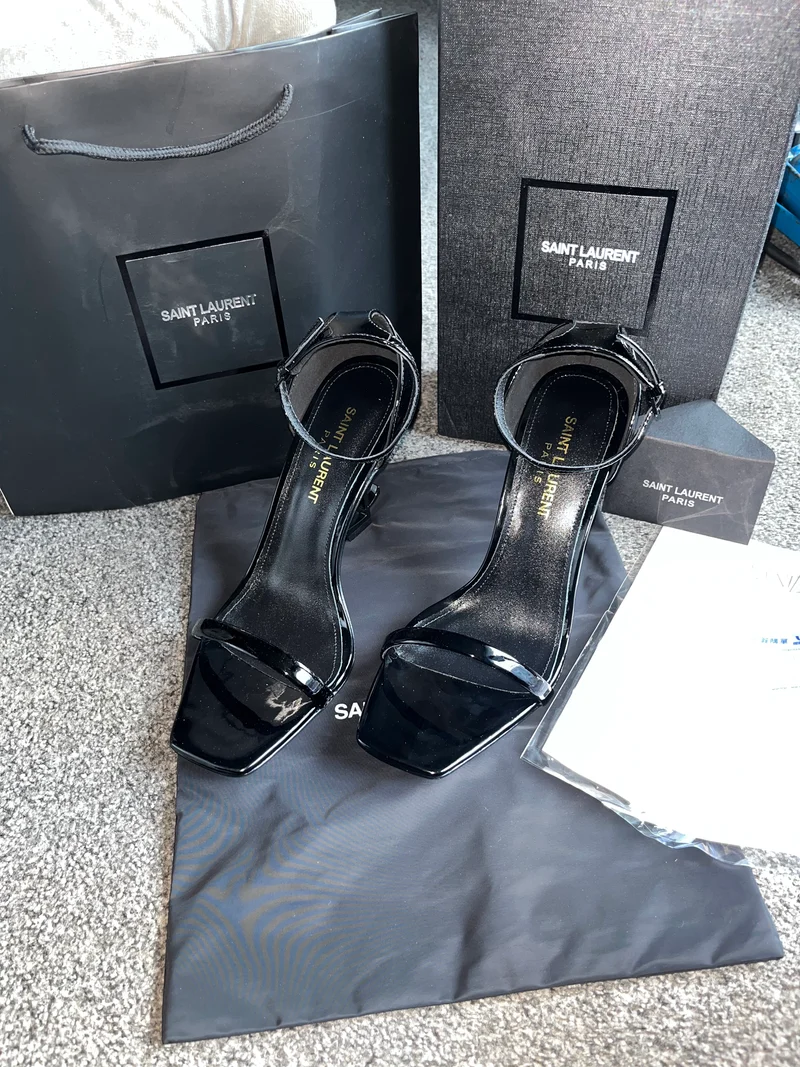 Black Saint Heels