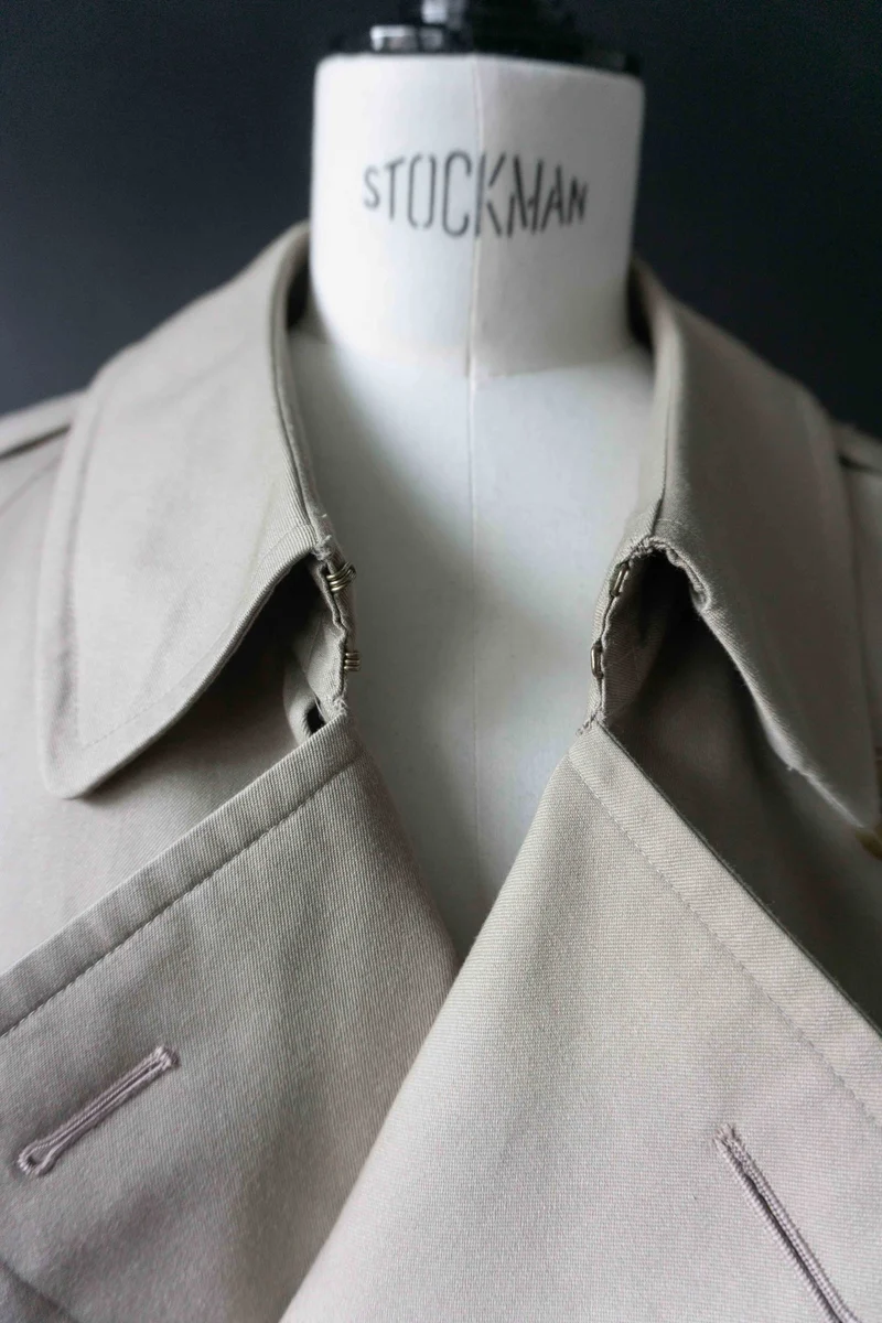 Vintage Burberry Trench, M–L