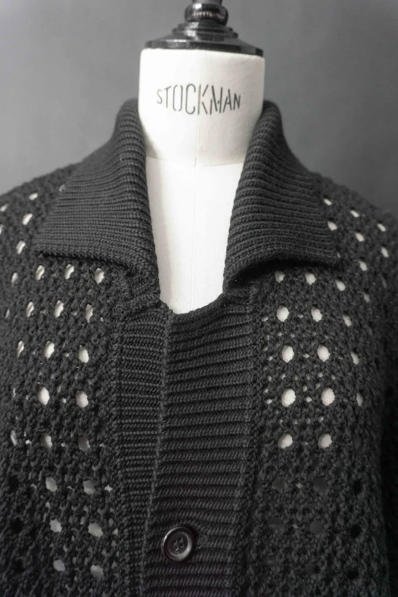 OMEN Hamburg Designer Lochmuster Strickjacke, M–L