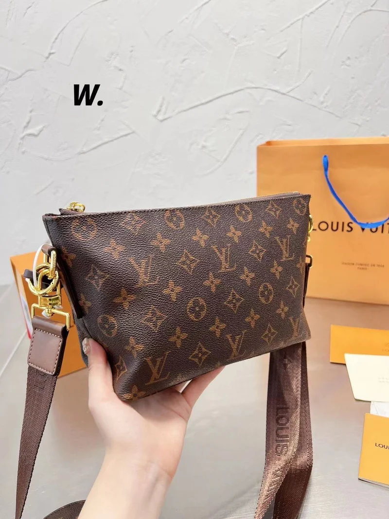 Chain Shoulder Brown Bag