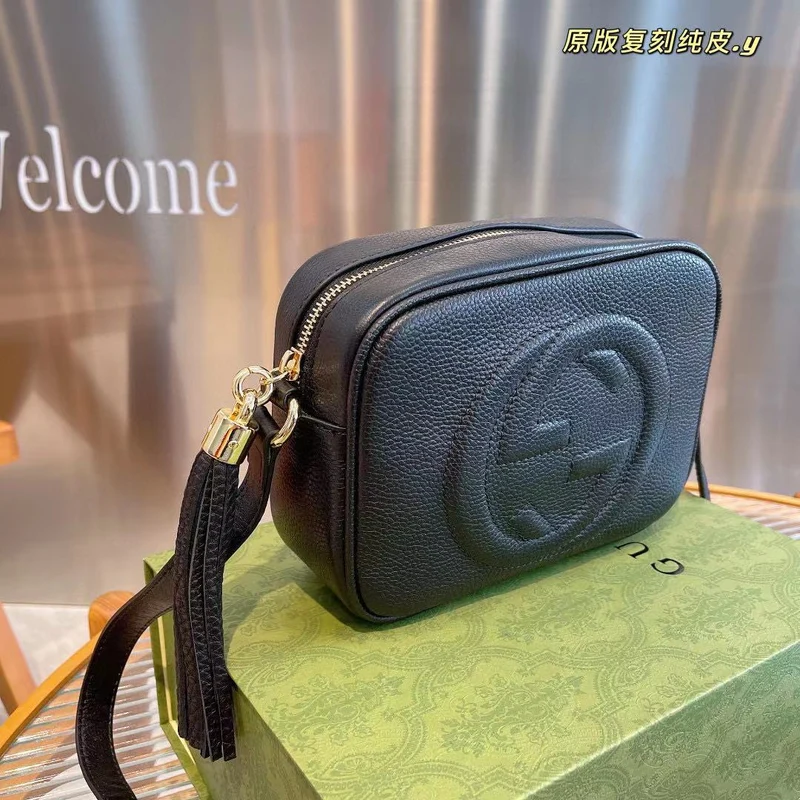 G Shoulder Bag