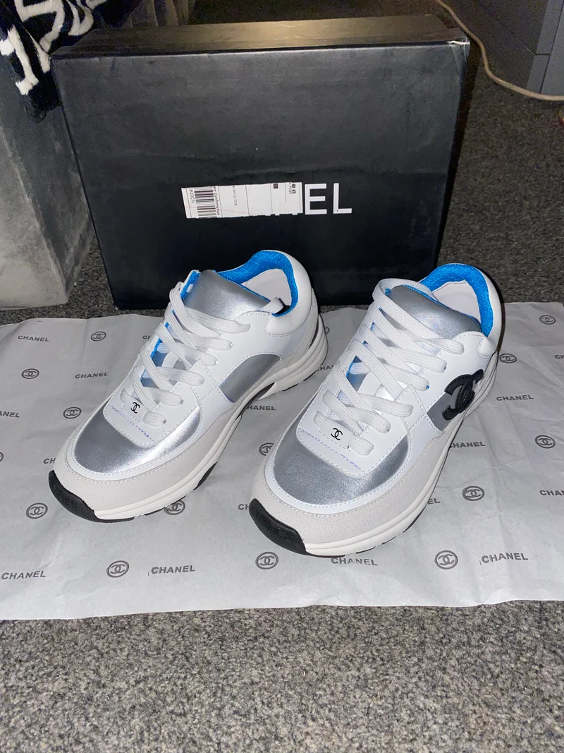 Silver & White C Runners