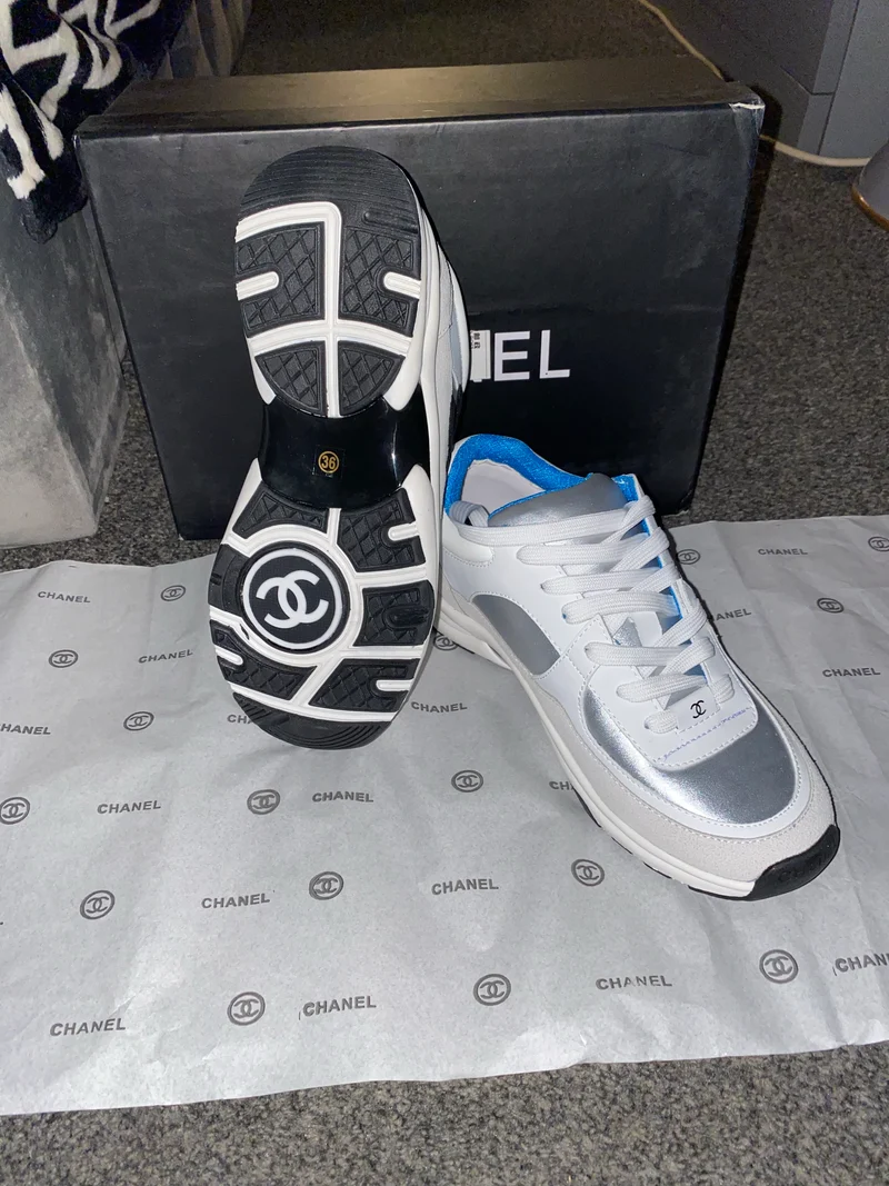 Silver & White C Runners