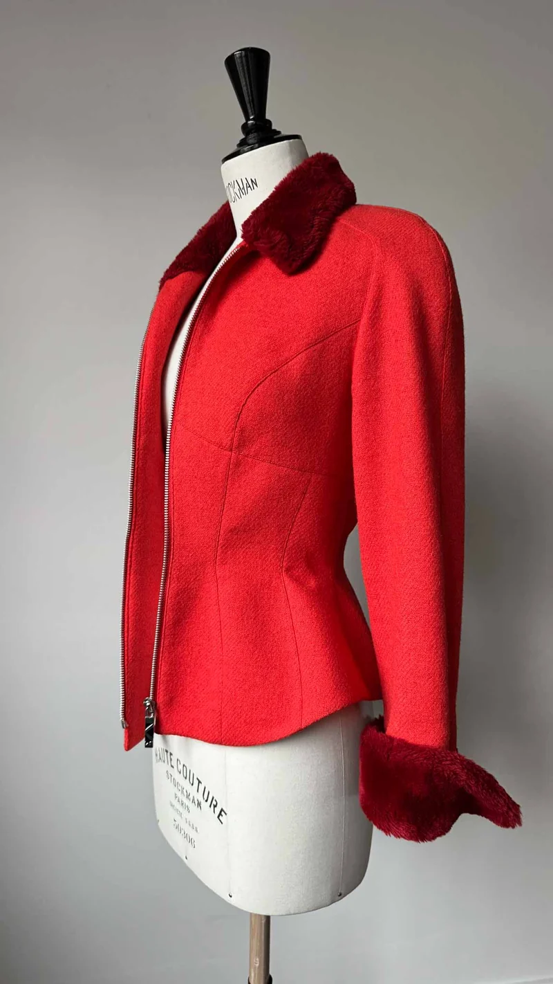 Thierry Mugler Blazer 80s grail