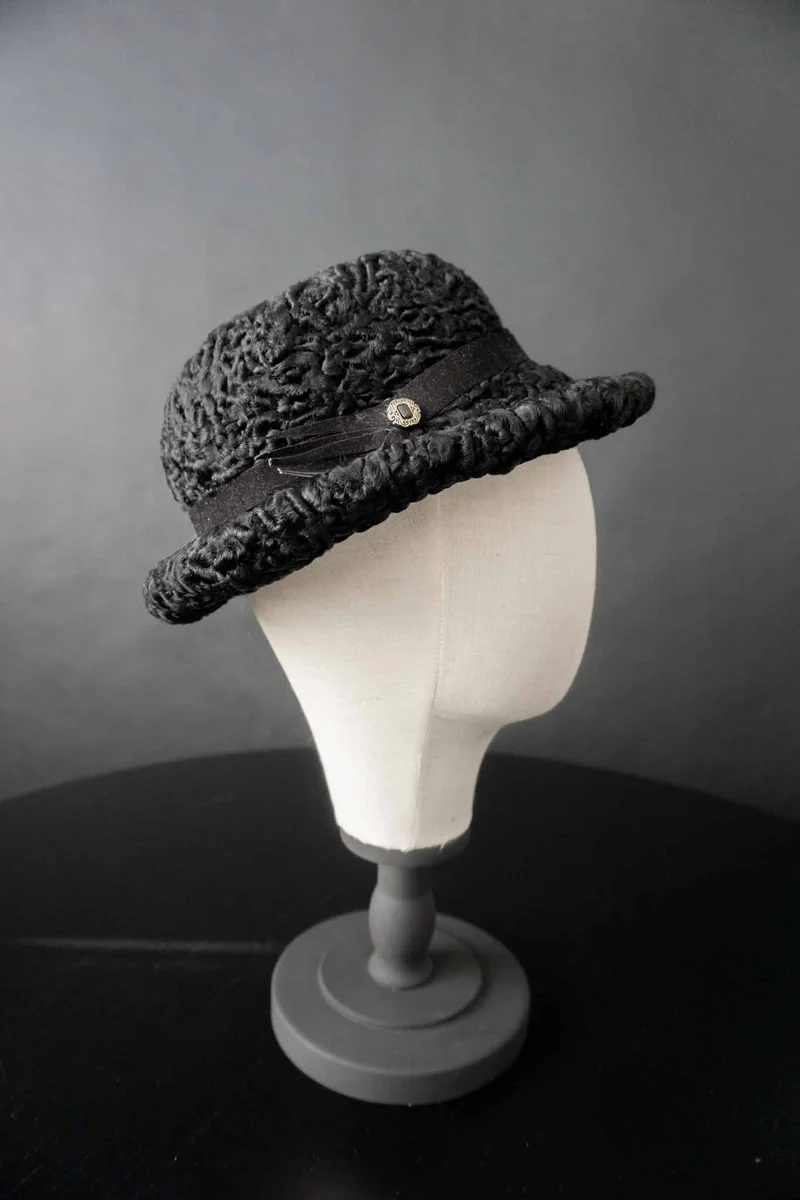Vintage Hut Lammfell Schwarz