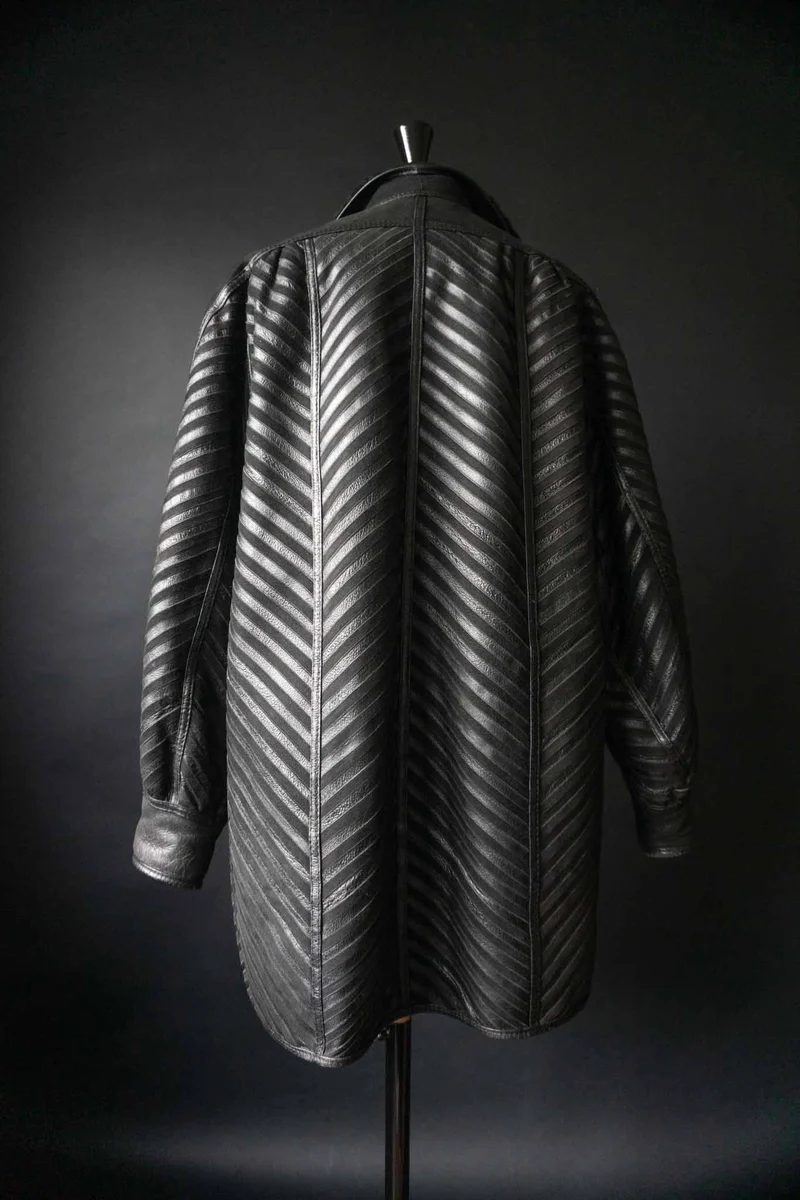 Vintage Lammfellmantel 80s Schwarz, S–M