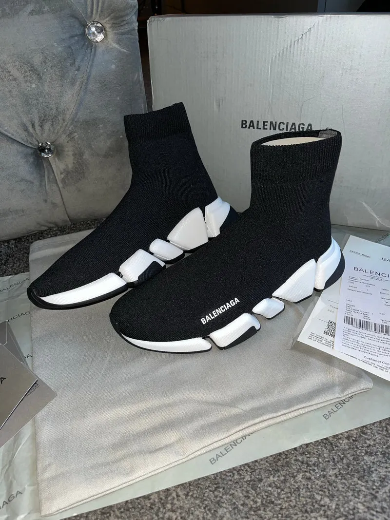 2 Sock Trainers