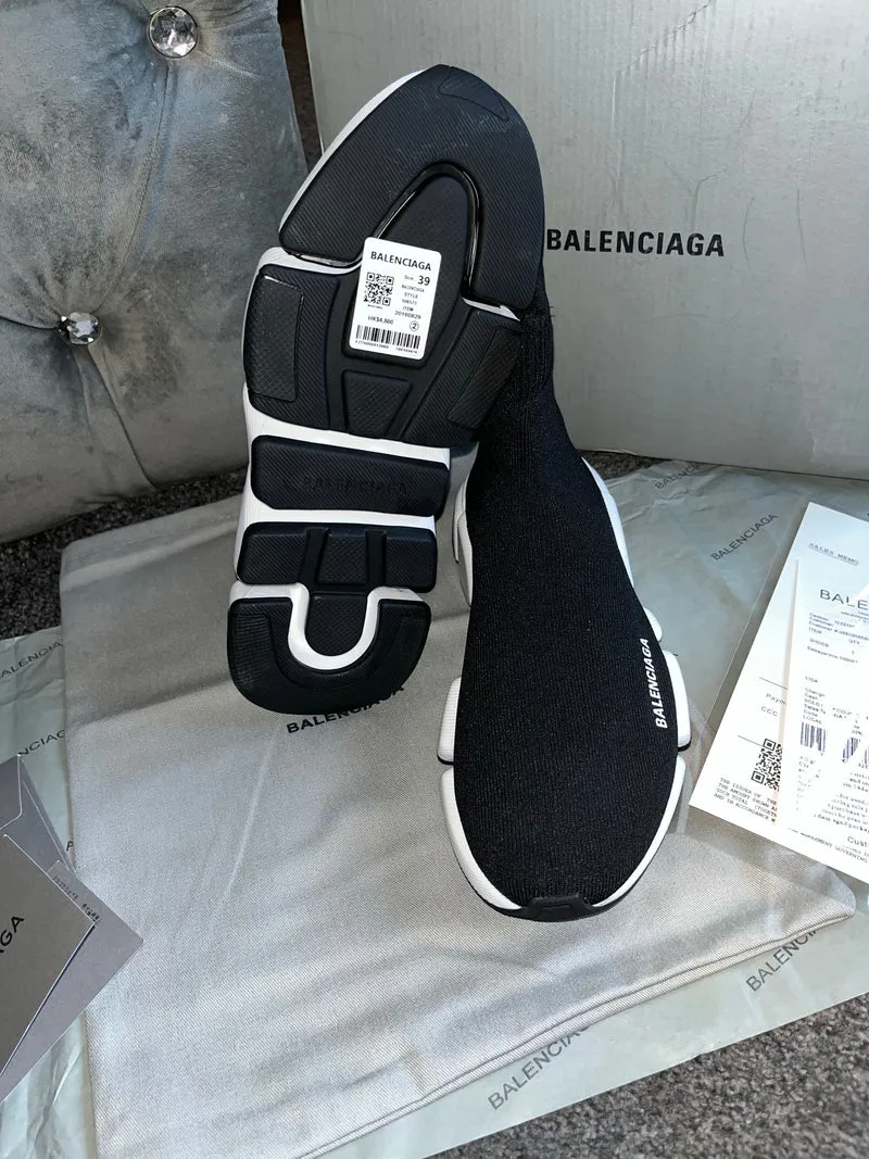 2 Sock Trainers