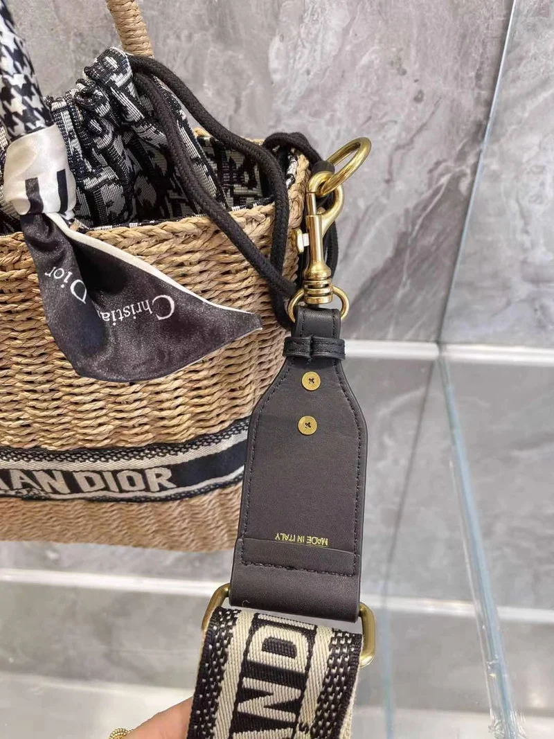 Wicker Handle Bag With Strap CD