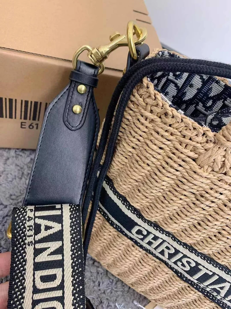 Wicker Handle Bag With Strap CD
