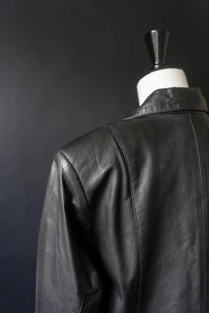 Vintage Ledermantel 90s, Schwarz, S–M