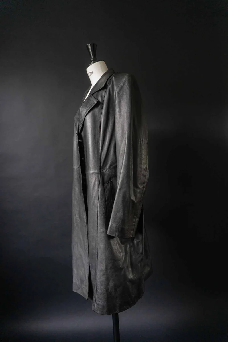 Vintage Ledermantel 90s, Schwarz, S–M