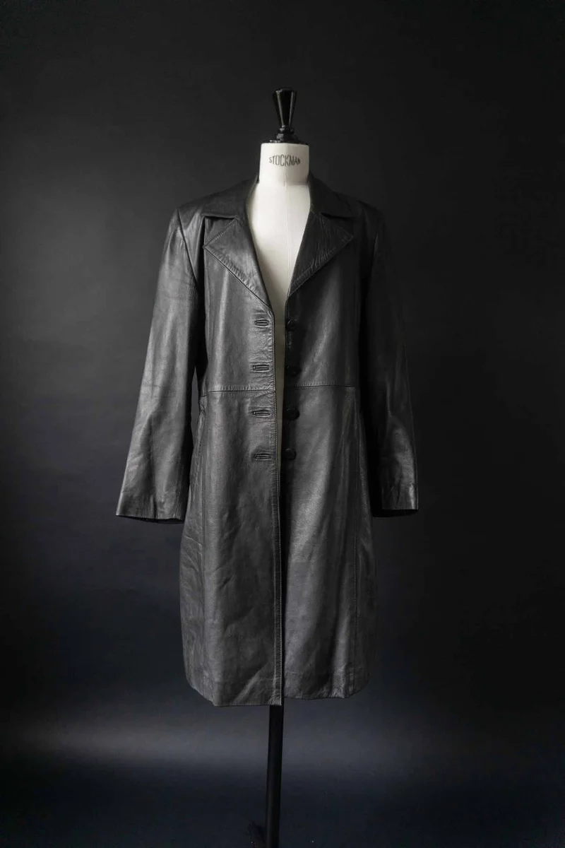 Vintage Ledermantel 90s, Schwarz, S–M