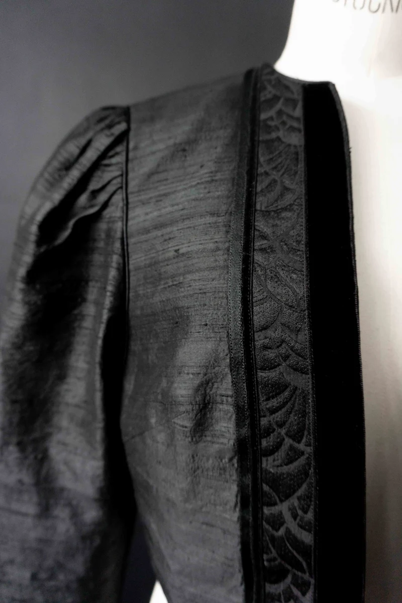 Vintage Witch Blazer Seide, S–M