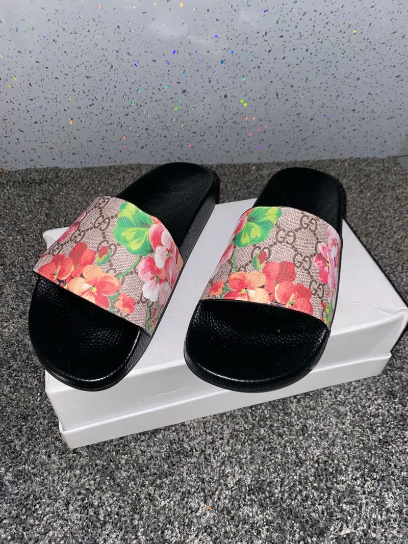 Pink Blossom Sliders