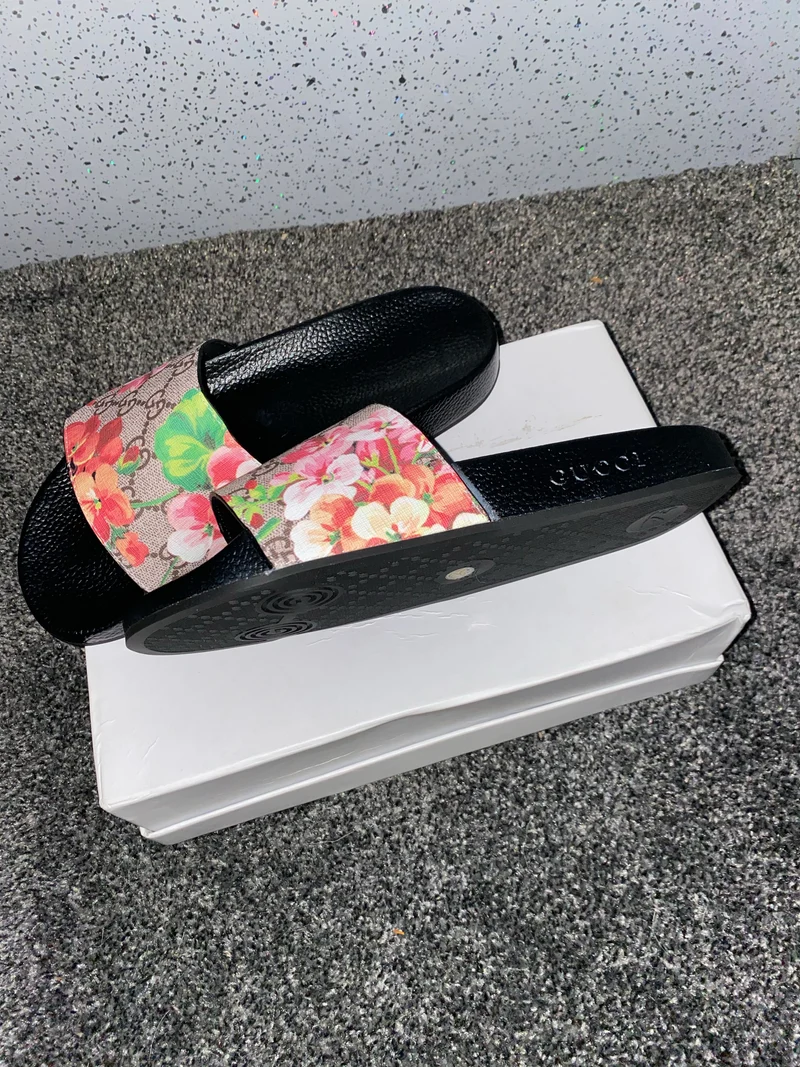 Pink Blossom Sliders