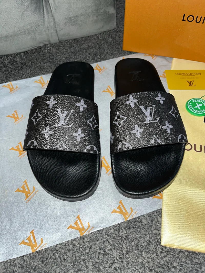 Black Sliders