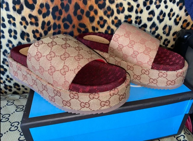 G Thick Platform Sliders