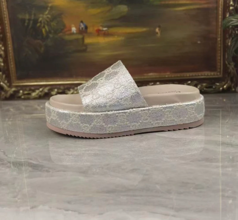 G Thick Platform Sliders