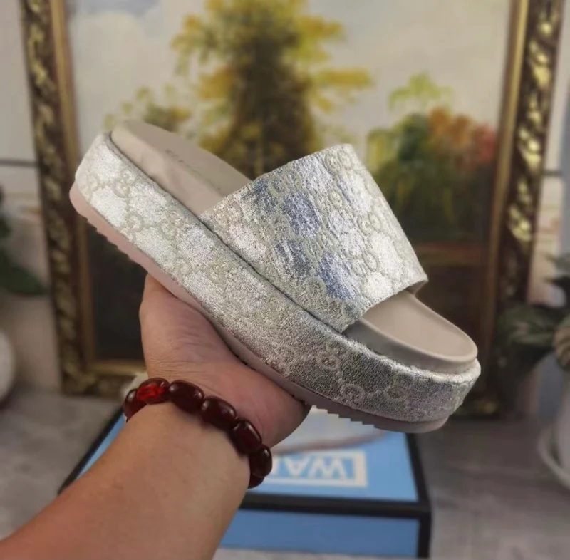 G Thick Platform Sliders
