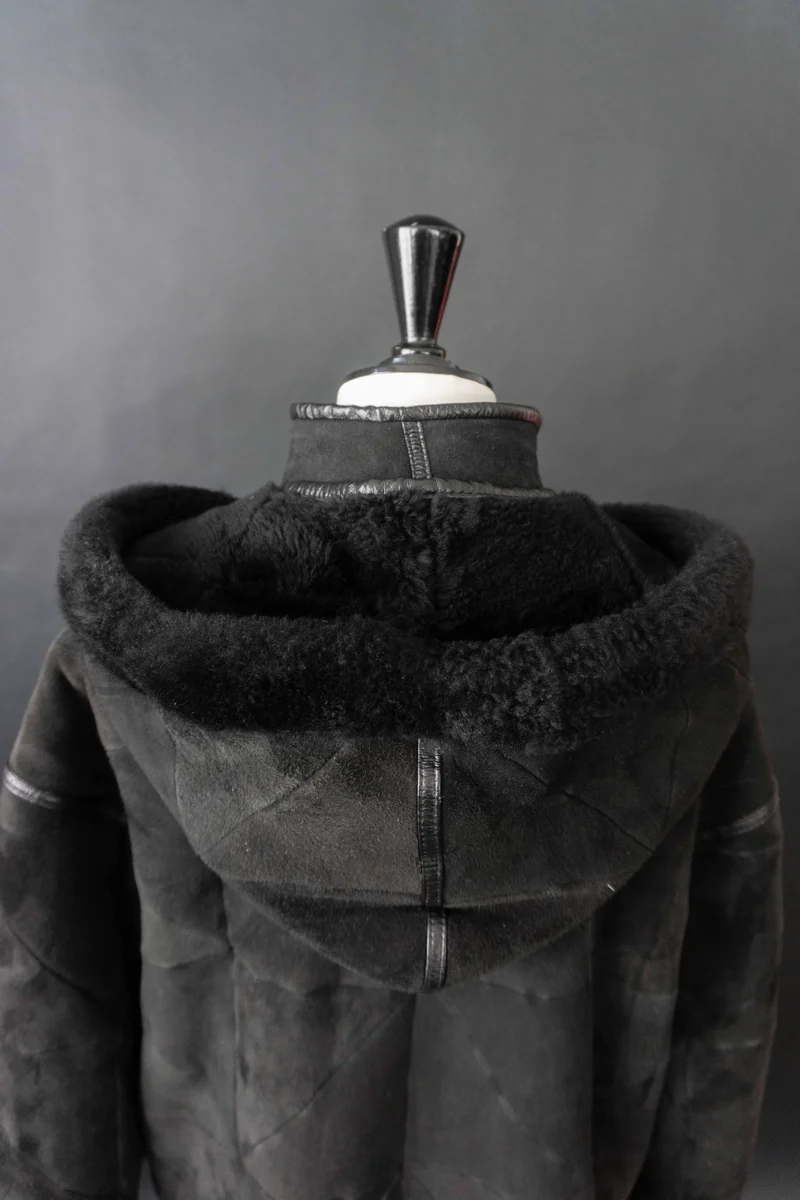 Vintage Lammfellmantel Kapuze, S–M